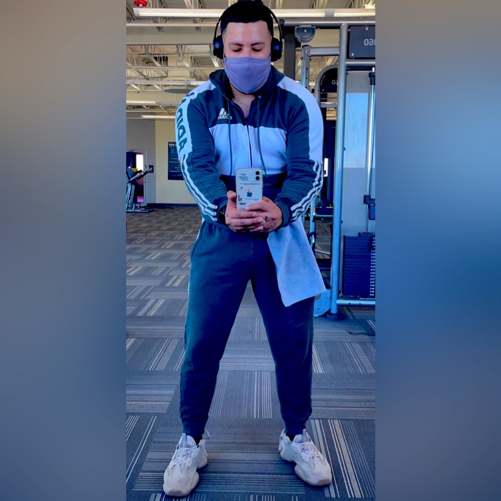 Meet your Posher, JRob